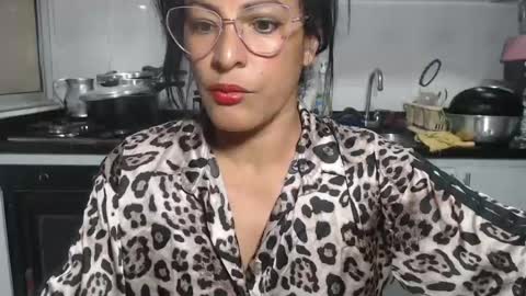 Snapshot of kattleyagray chatting on 06-16-26, 07:49 KattleyaGrey online show from 06-16-26, 07:49