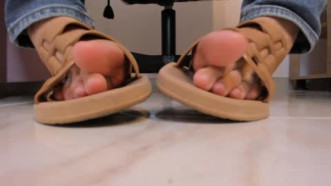 Katty online show from 04-14-26, 07:20