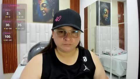 Snapshot of katty_findom_ chatting on 07-16-26, 11:38 katty online show from 07-16-26, 11:38