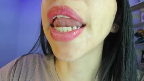 Snapshot of katty_mouth chatting on 05-01-26, 05:50 Katty online show from 05-01-26, 05:50