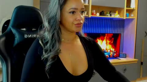 Snapshot of katy95_ chatting on 03-16-26, 05:44 Katy online show from 03-16-26, 05:44