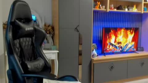 Snapshot of katy95_ chatting on 04-09-26, 05:07 Katy online show from 04-09-26, 05:07