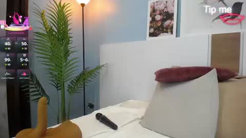 Snapshot of katya_ruiz chatting on 06-18-26, 09:14 Katya Ruiz online show from 06-18-26, 09:14