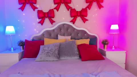 katymeaw online show from 05-18-26, 04:07