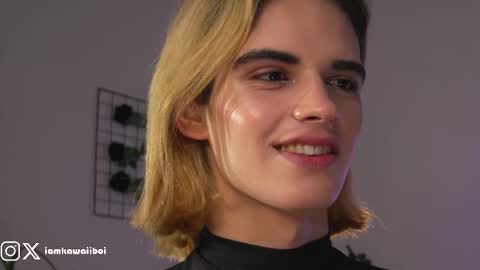 Snapshot of kawaiiboi_ chatting on 02-21-25, 05:02 sasha online show from 02-21-25, 05:02