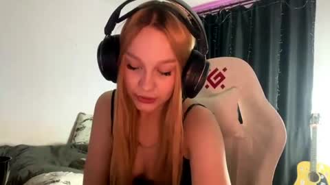 Amia online show from 04-07-26, 05:24