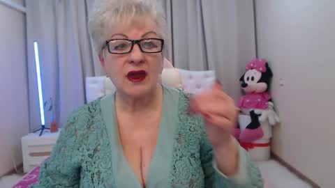 Snapshot of kaylesmoll chatting on 05-02-26, 06:35 kaylesmoll online show from 05-02-26, 06:35
