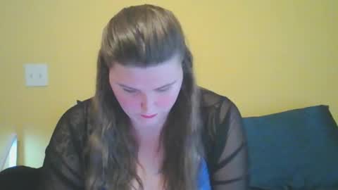 Snapshot of kaytiebird96 chatting on 11-03-25, 07:26 Katie Bird online show from 11-03-25, 07:26