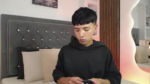 nico online show from 04-15-26, 12:23