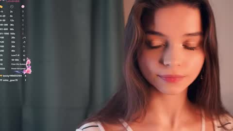 Lulu online show from 03-08-26, 10:24