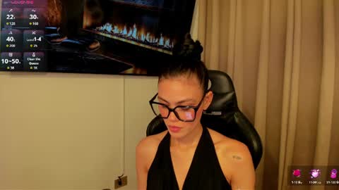 Snapshot of keily_brox chatting on 07-14-26, 06:29 Keily brox online show from 07-14-26, 06:29
