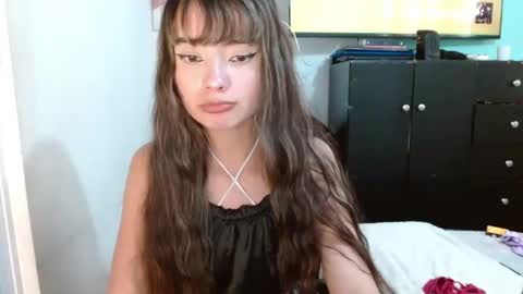 annie rosse16 online show from 05-08-26, 08:36
