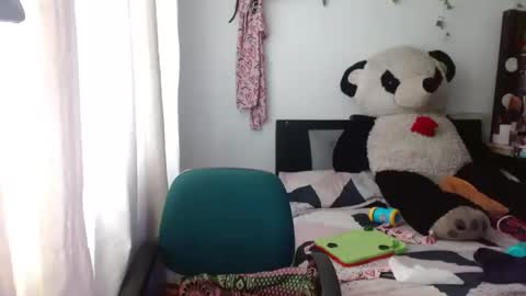 annie rosse16 online show from 05-26-26, 08:16