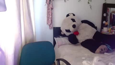 annie rosse16 online show from 05-30-26, 09:23