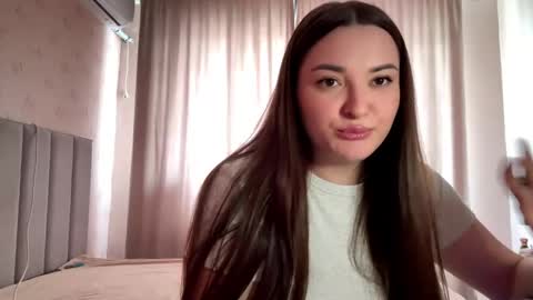 Molly online show from 04-14-26, 07:36