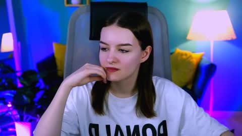kelliebanshe online show from 05-16-26, 10:36