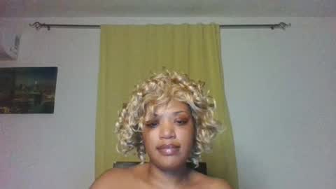 Snapshot of kelliecapri chatting on 07-11-26, 06:05 Kellie online show from 07-11-26, 06:05