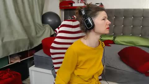 Snapshot of kellynumber chatting on 03-08-26, 01:14 kelly online show from 03-08-26, 01:14