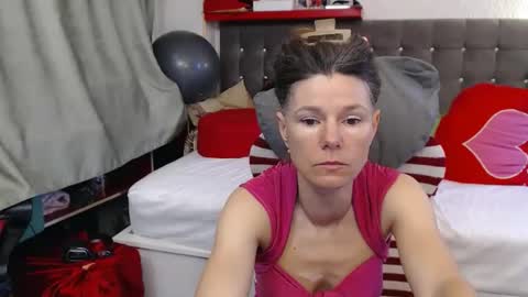 Snapshot of kellynumber chatting on 03-20-26, 01:49 kelly online show from 03-20-26, 01:49