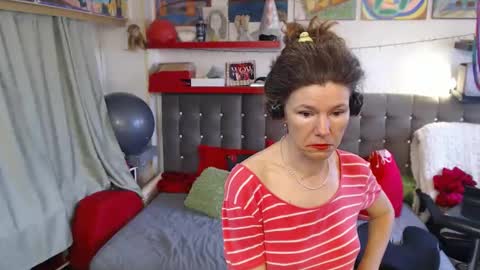 Snapshot of kellynumber chatting on 04-10-26, 11:15 kelly online show from 04-10-26, 11:15