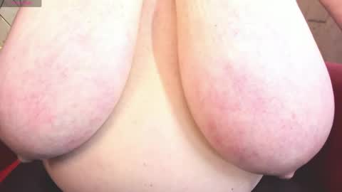 Snapshot of kellysuper chatting on 04-18-26, 05:33 Kelly online show from 04-18-26, 05:33