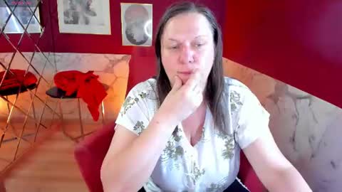 Snapshot of kellysuper chatting on 06-15-26, 08:00 Kelly online show from 06-15-26, 08:00
