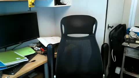 Snapshot of kelvin06133 chatting on 01-28-25, 10:01 kelvin06133 online show from 01-28-25, 10:01