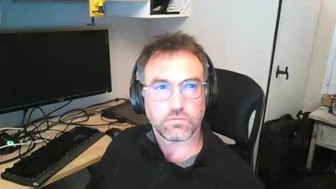 Snapshot of kelvin06133 chatting on 03-10-25, 08:45 kelvin06133 online show from 03-10-25, 08:45