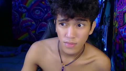 Snapshot of ken_bigcockxx chatting on 06-07-26, 05:16 Ken online show from 06-07-26, 05:16