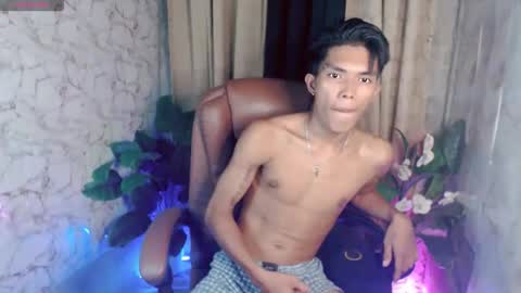 ken_minjun online show from 05-12-26, 12:35