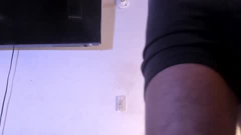 Snapshot of ken_rivera chatting on 01-10-25, 01:41 Julian Rivera online show from 01-10-25, 01:41