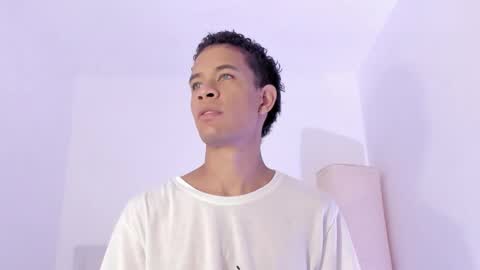 Snapshot of ken_rivera chatting on 11-23-25, 01:33 Julian Rivera online show from 11-23-25, 01:33