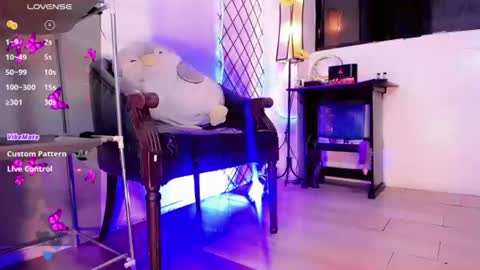 Snapshot of kendra_bailey chatting on 07-14-26, 03:11 Kendra Bailey online show from 07-14-26, 03:11