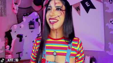 Kendra  online show from 10-26-25, 01:11