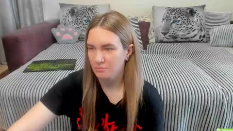Kendra online show from 05-15-26, 11:23