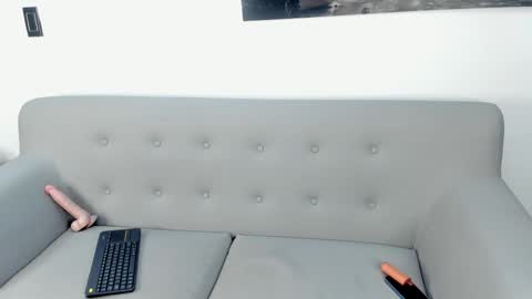 Snapshot of kendraleroy chatting on 02-20-25, 03:12 KENDRA online show from 02-20-25, 03:12