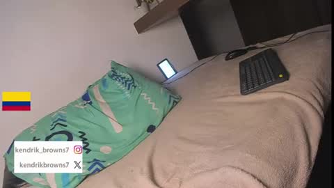 Snapshot of kendrik_brown chatting on 07-19-26, 11:30 kendrick brown online show from 07-19-26, 11:30