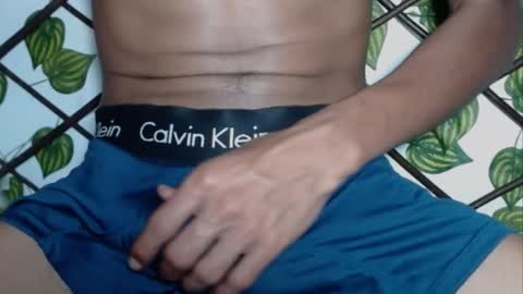 modelo latinos  independiente online show from 04-13-26, 09:59