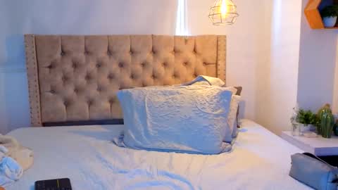 Kery Hillson online show from 02-19-26, 02:46