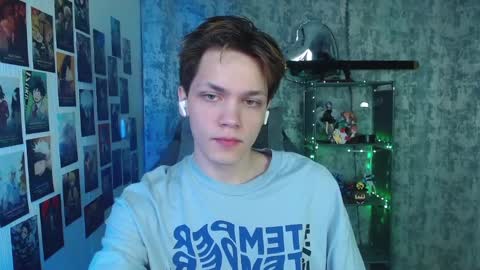 Kevin online show from 04-04-26, 04:33