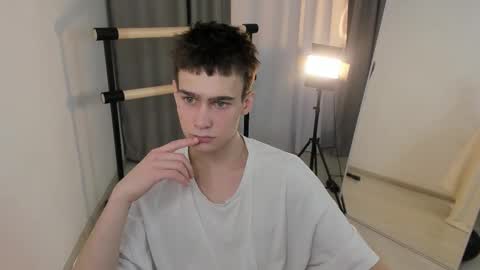 Ask me online show from 11-17-25, 04:24