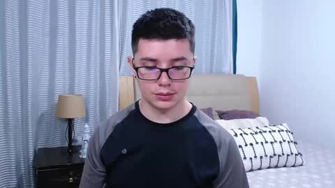 Kevin online show from 04-12-26, 08:36