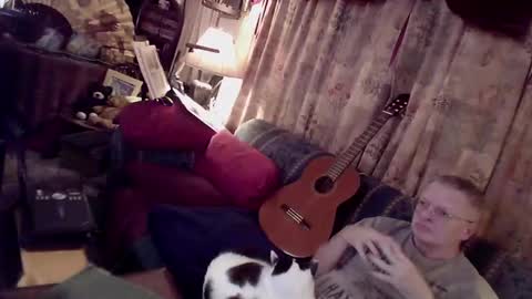 Snapshot of kevydaddyhubby2 chatting on 11-13-25, 07:40 kevydaddyhubby2 online show from 11-13-25, 07:40