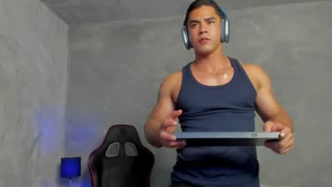 Keywill online show from 06-12-26, 12:53