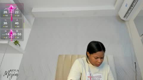 Keyla  online show from 05-17-26, 12:01