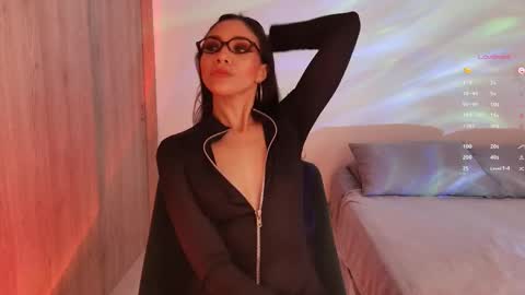 Snapshot of keylamiller1 chatting on 04-30-26, 10:25 Keyla online show from 04-30-26, 10:25