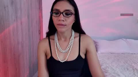 Snapshot of keylamiller1 chatting on 05-17-26, 12:23 Keyla online show from 05-17-26, 12:23