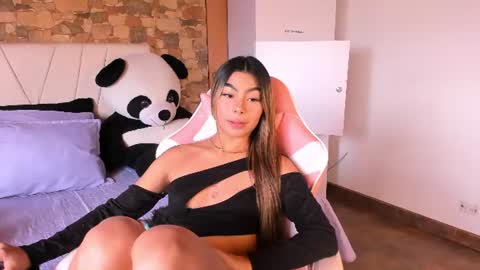 Khami online show from 07-15-26, 05:51