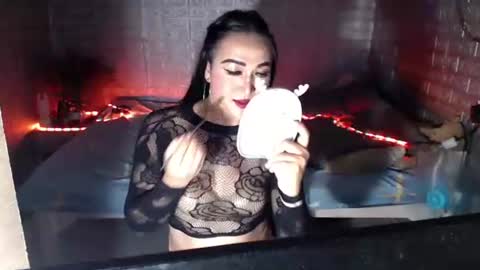 khimtemptress69 online show from 05-26-26, 09:49