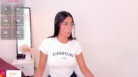 Khloe online show from 07-06-26, 03:03